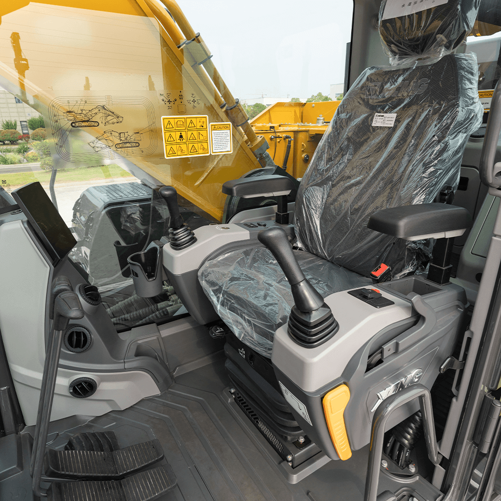 Гусеничный экскаватор XCMG XE500G