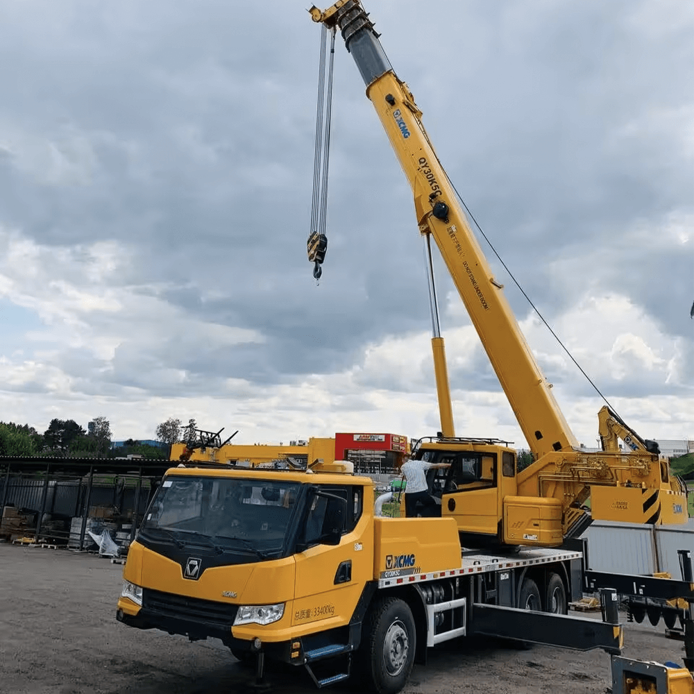 Автокран XCMG QY30K5C - строительная техника XCMG
