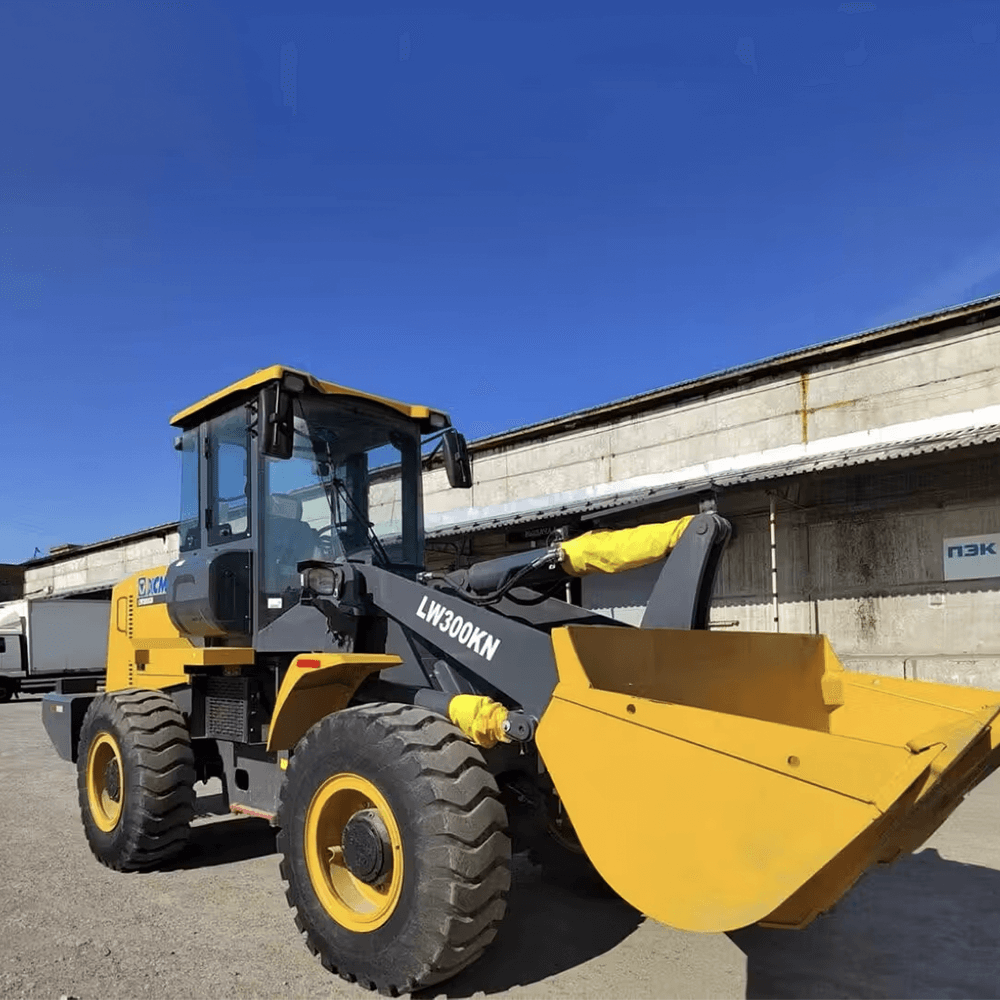 Фронтальный погрузчик XCMG LW300KN - строительная техника XCMG