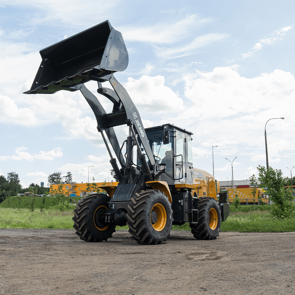 Фронтальный погрузчик XCMG LW330RU - строительная техника XCMG