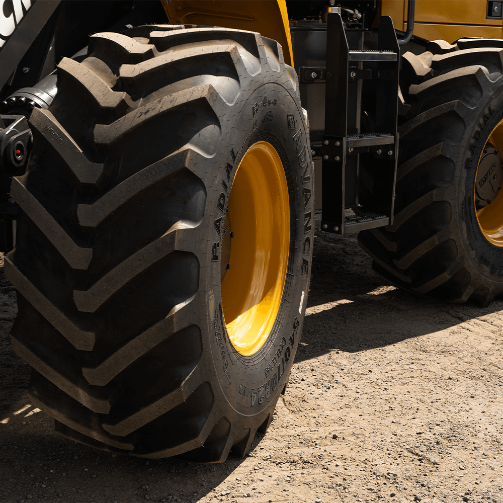 Фронтальный погрузчик XCMG LW330RU