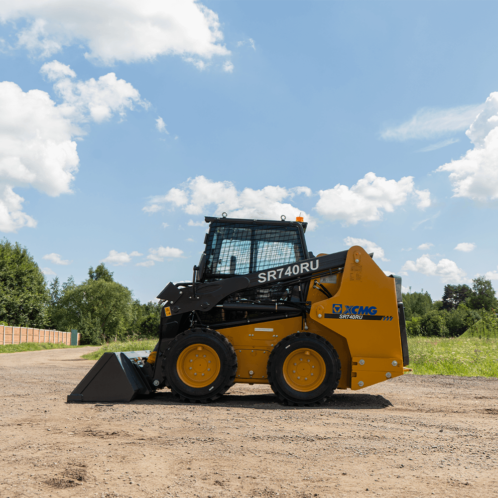 Мини погрузчик XCMG SR740RU