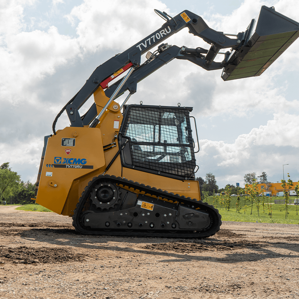 Мини погрузчик XCMG SR770RU